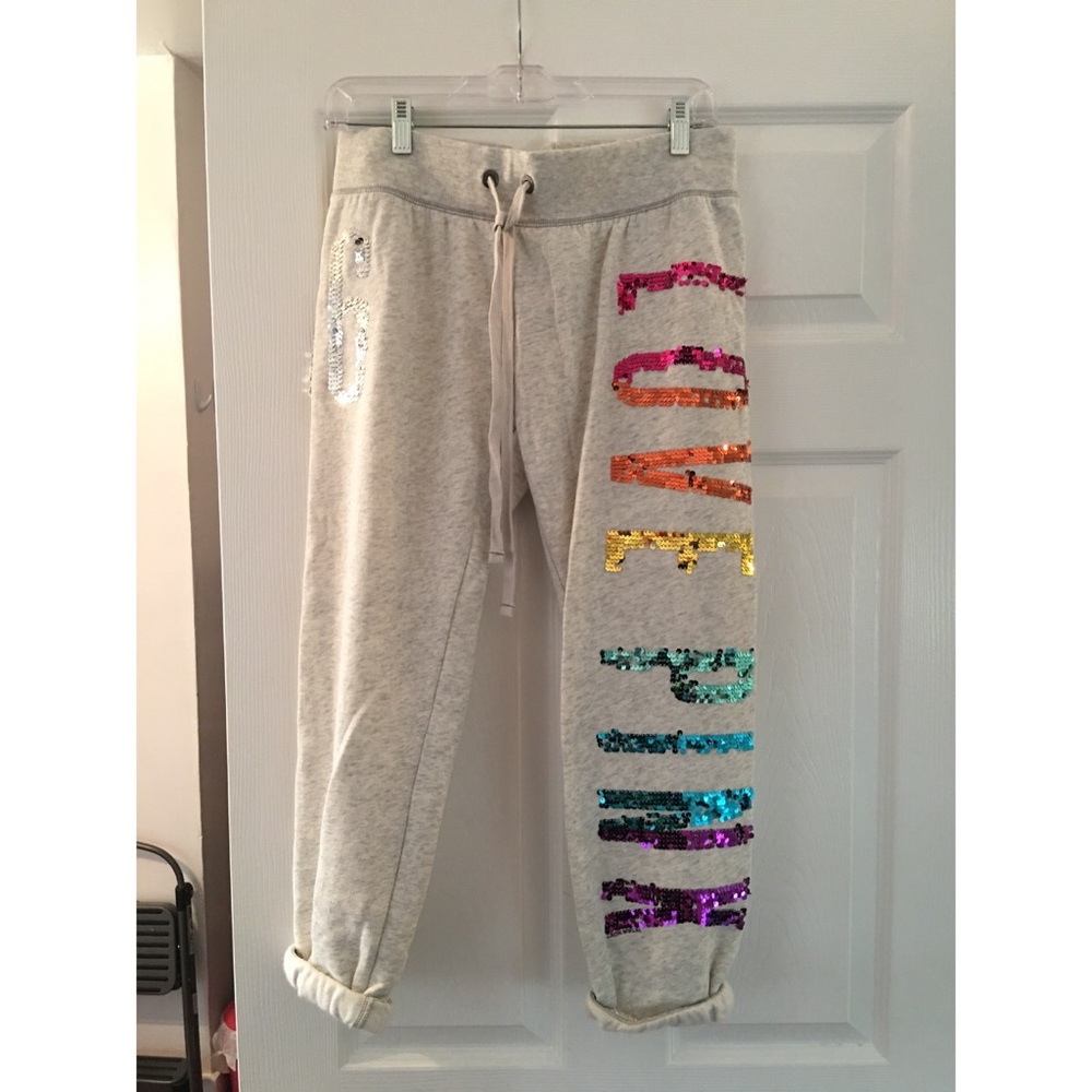 VS PINK LIMITED EDITION JOGGERS NWT